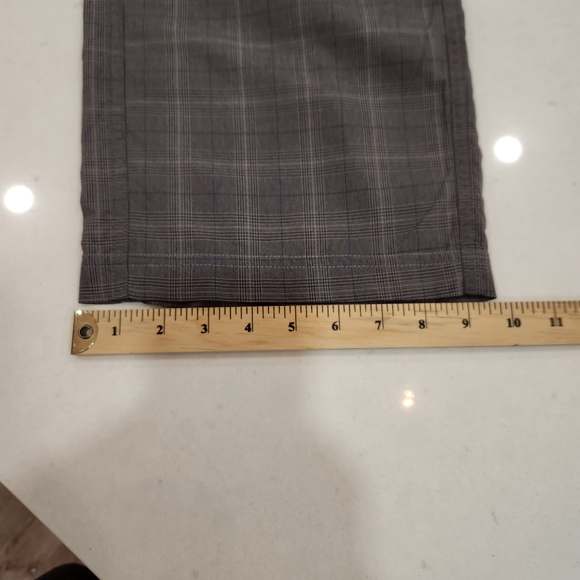 Lululemon Pants 32X33 Gray Plaid Limited Edition Wet Dry Warm Golf Commuter - Picture 11 of 12